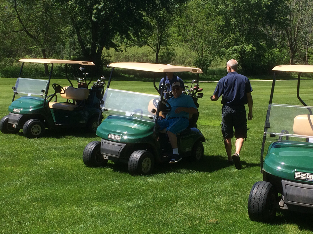 Minne Monesse Golf Course - Grant Park, Illinois, United States of America  | SwingU